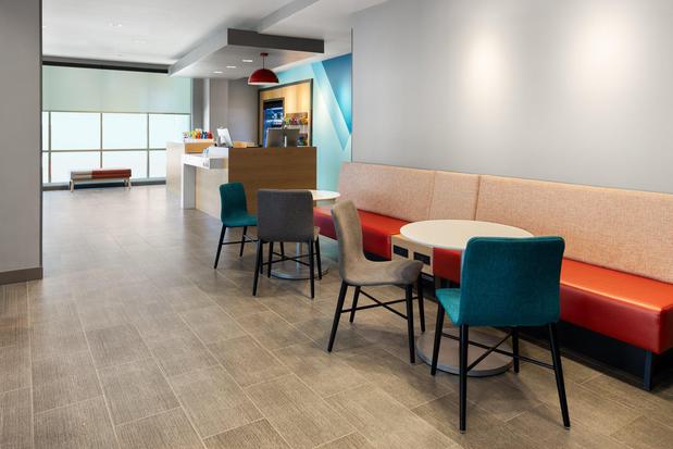 Images avid hotel Brooklyn - Dyker Heights by IHG