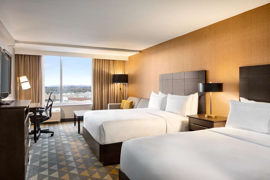 Images DoubleTree by Hilton Pointe Claire Montreal Airport West