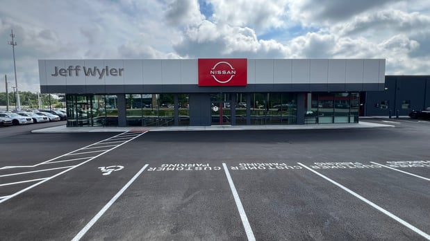 Images Jeff Wyler Nissan of Cincinnati