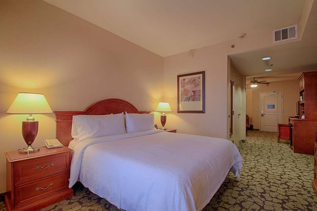 Images Hilton Garden Inn Las Vegas Strip South