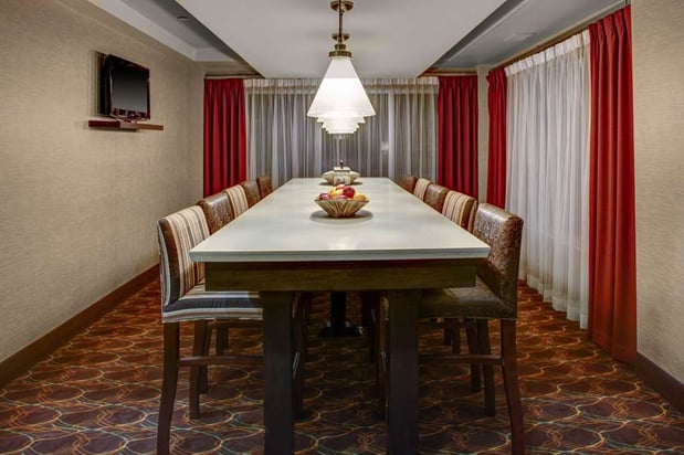 Images Hampton Inn & Suites N. Ft. Worth-Alliance Airport