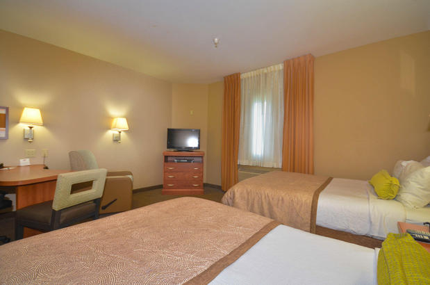 Images Candlewood Suites Clarksville by IHG
