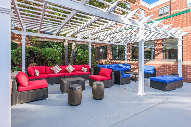 Images Holiday Inn Express Naperville by IHG