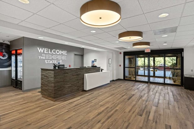 Images Hampton Inn & Suites Lake George
