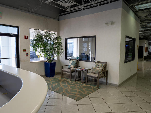 Images Blue Compass RV Sarasota