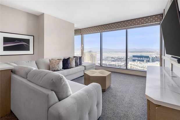 Images Hilton Grand Vacations Club Elara Center Strip Las Vegas