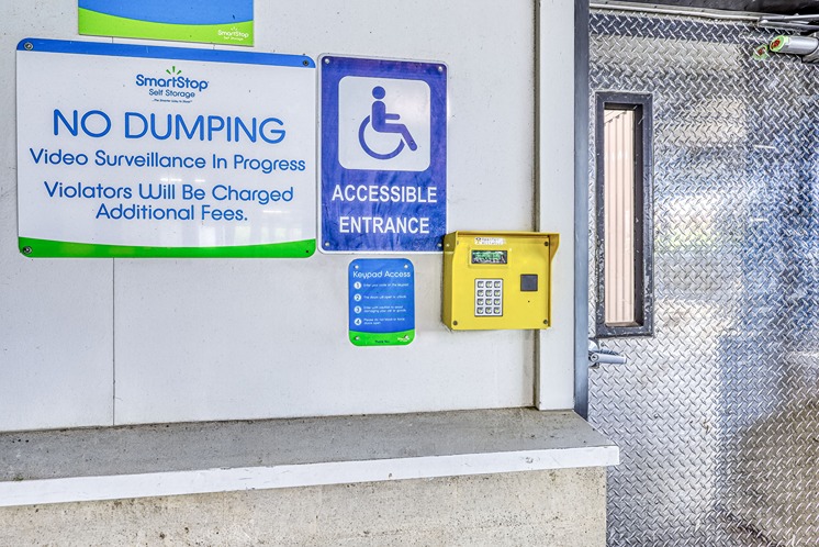 SmartStop Self Storage Washington DC 1401 22nd St SE ADA accessible