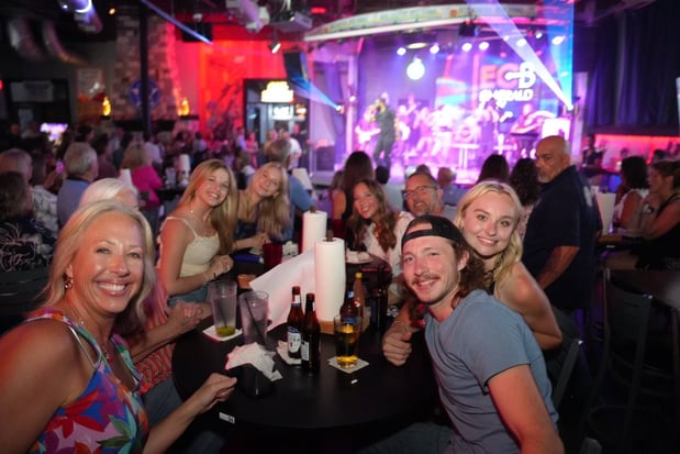 Images Revel Patio Grill