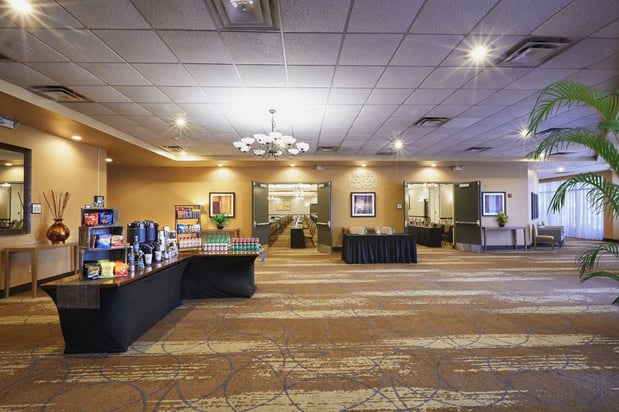 Images Embassy Suites by Hilton Phoenix Scottsdale