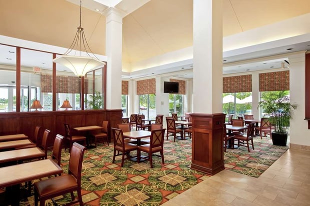 Images Hilton Garden Inn Chicago/Oakbrook Terrace