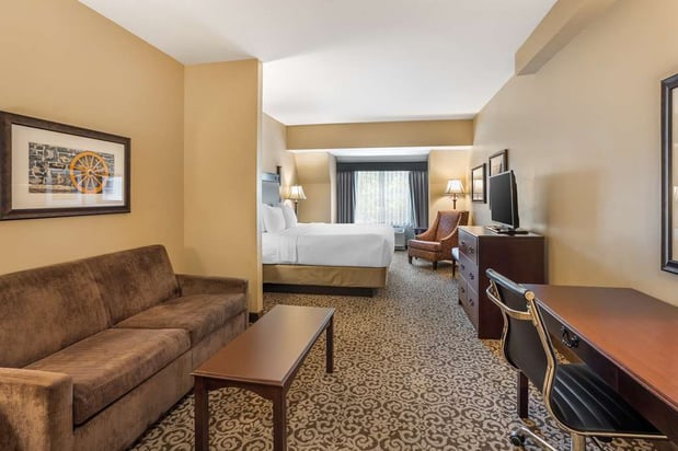 Images Best Western Plus Intercourse Village Inn & Suites
