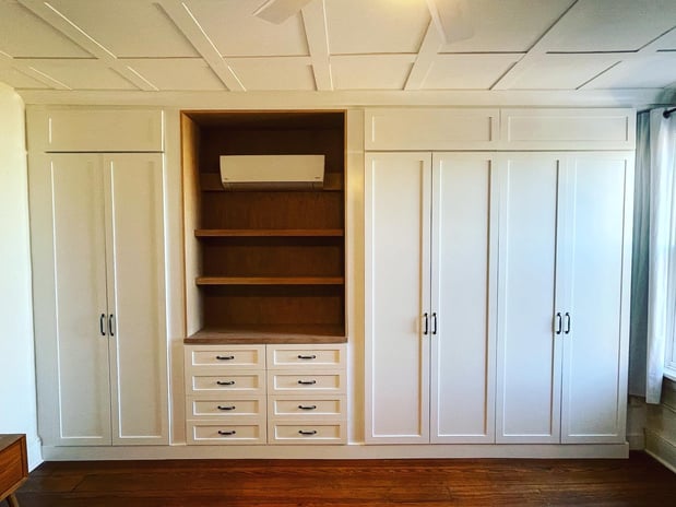 Images Legacy Wardrobes and Closets