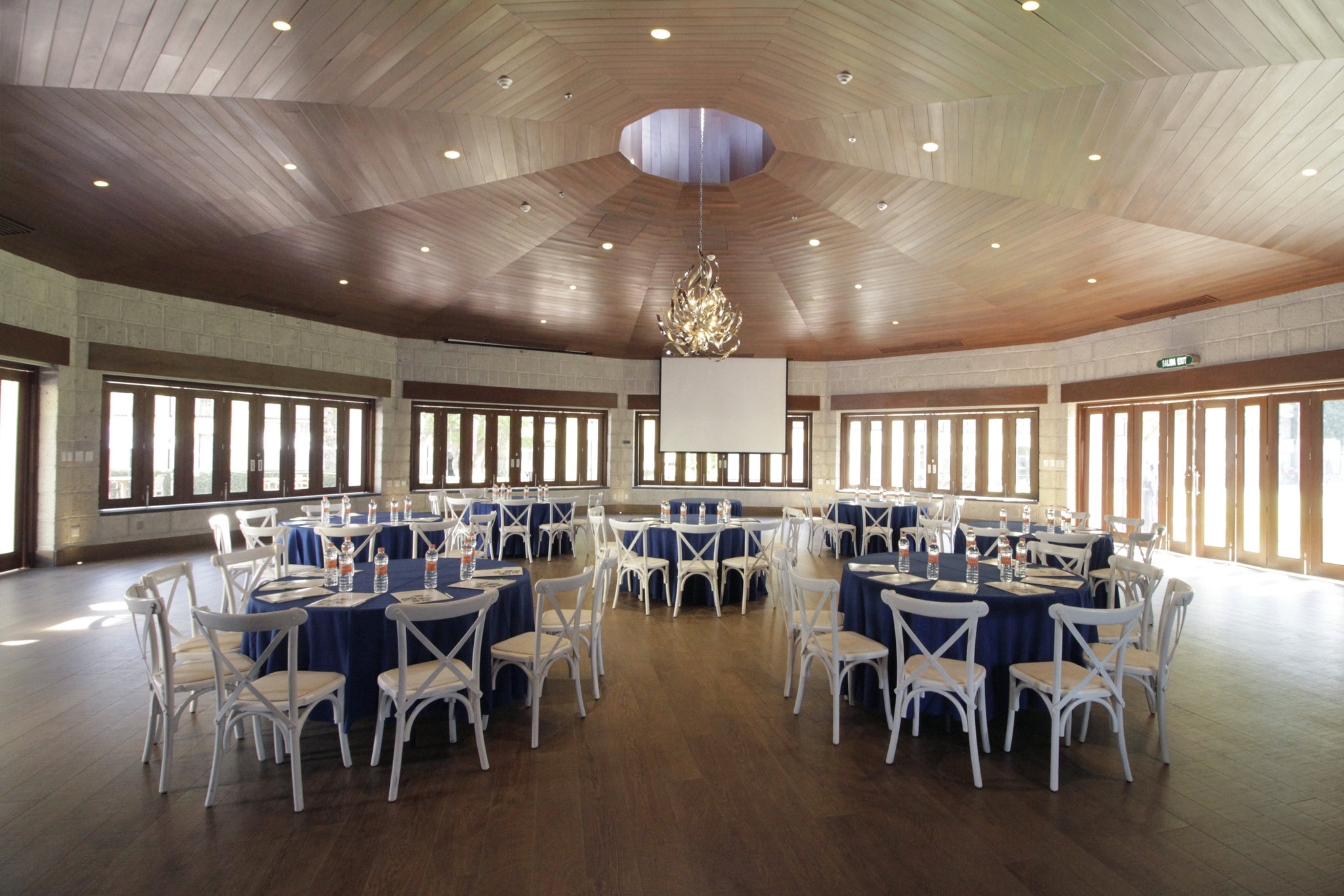 Images Holiday Inn Queretaro-Centro Historico by IHG