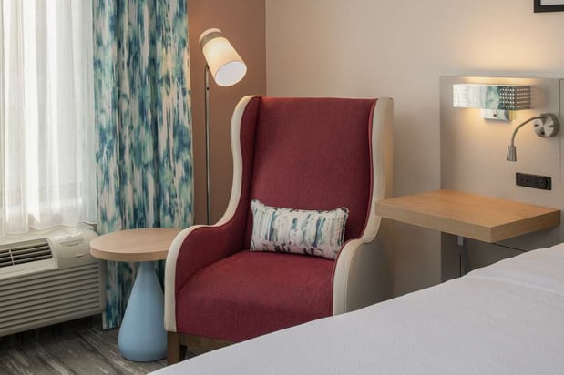 Images Hilton Garden Inn Tacoma Downtown