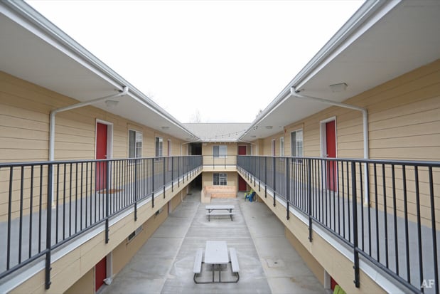 Images Atrium Suites