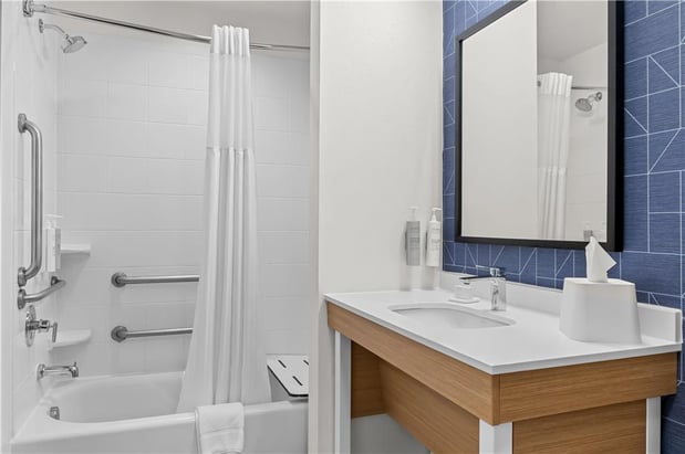 Images Spark by Hilton Victoria