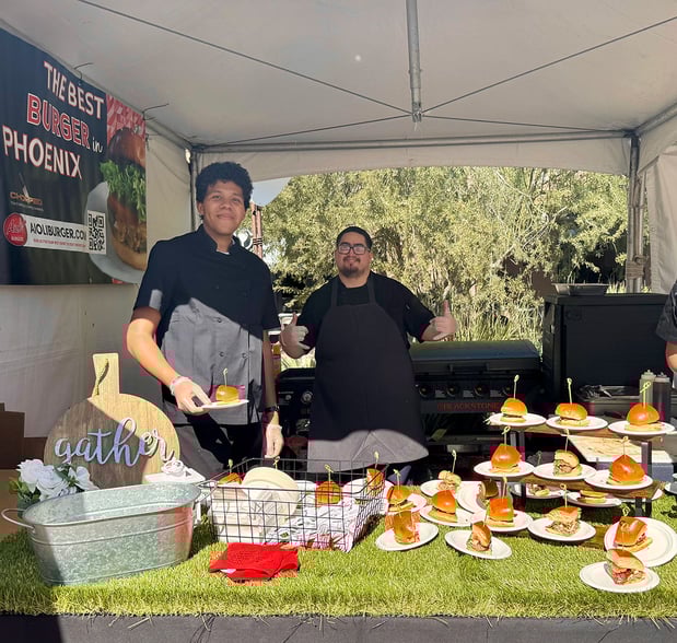 Images Aioli Gourmet Burgers - 32nd & Shea