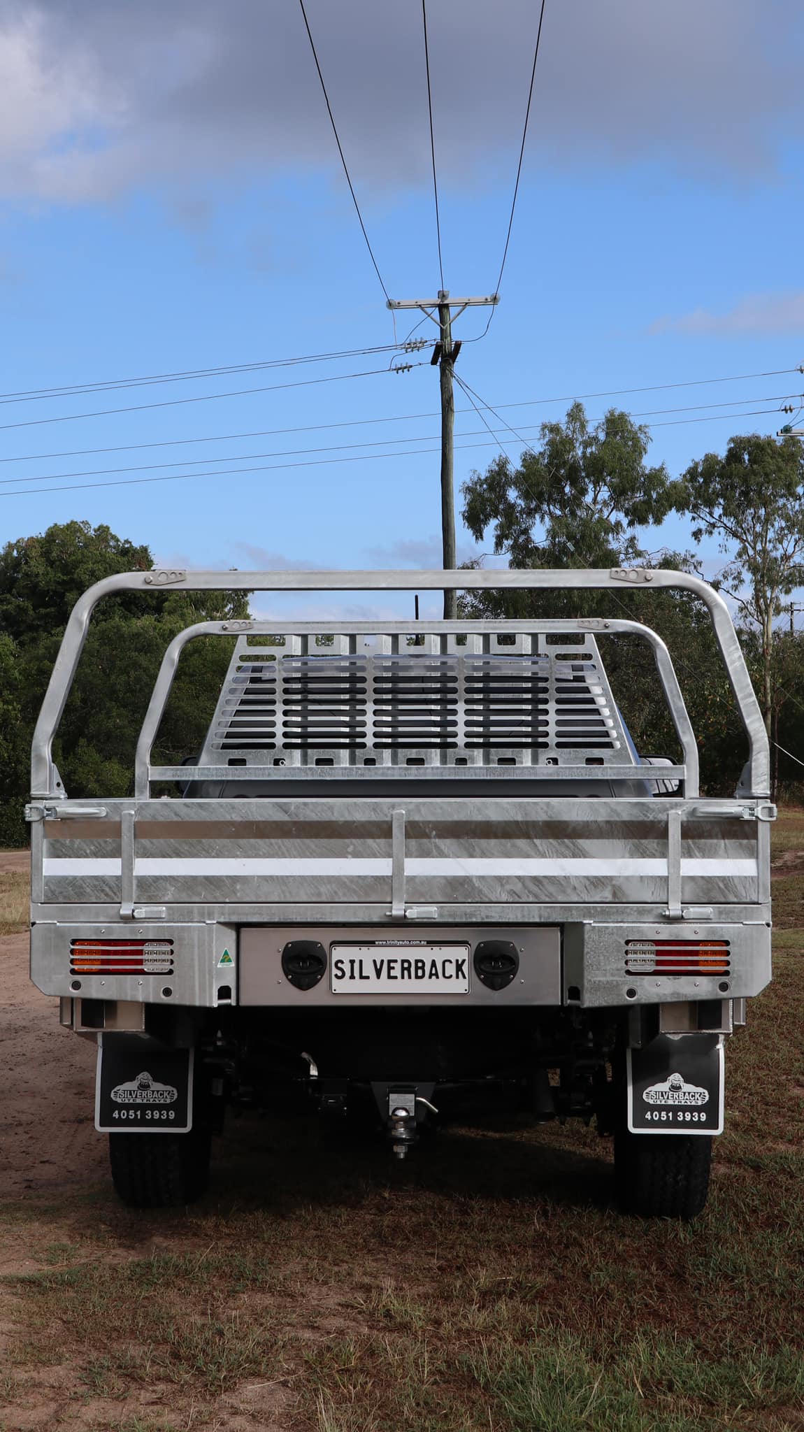 Images Silverback Ute Trays & Canopies