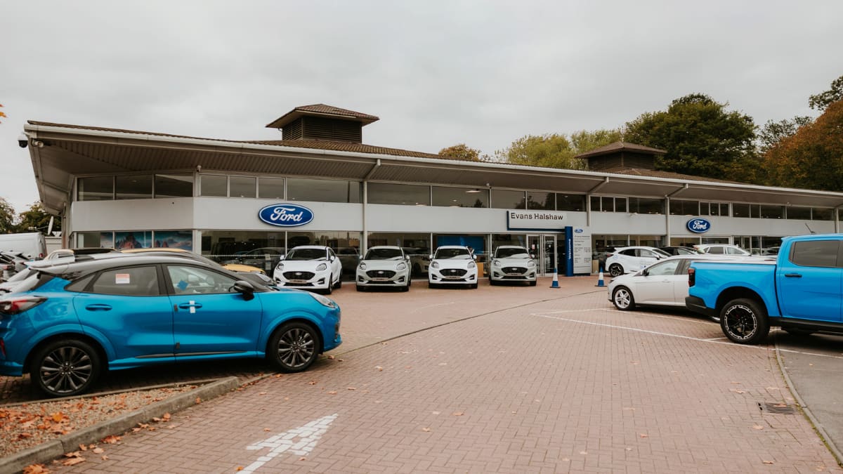 Images Ford Transit Centre Darlington