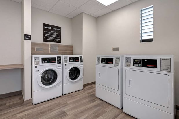 Images Homewood Suites by Hilton Santa Clarita