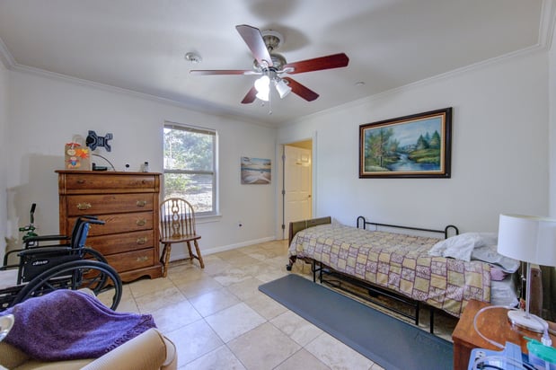Images Forest Cottage Senior Care