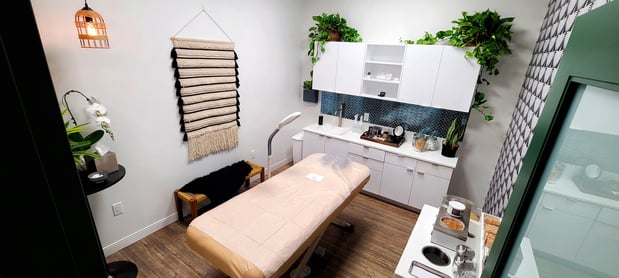 Images WAX LAB - WEHO