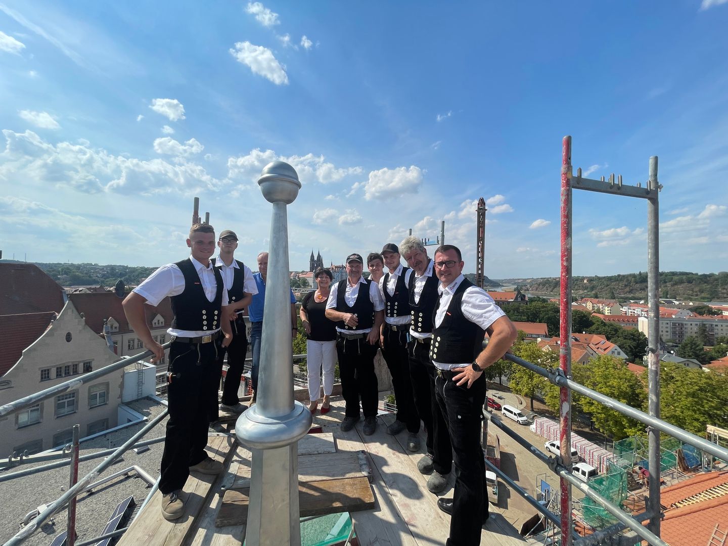 Dachdecker Heinitz GmbH & Co. KG, Domselwitzer Str. 17 in Lommatzsch