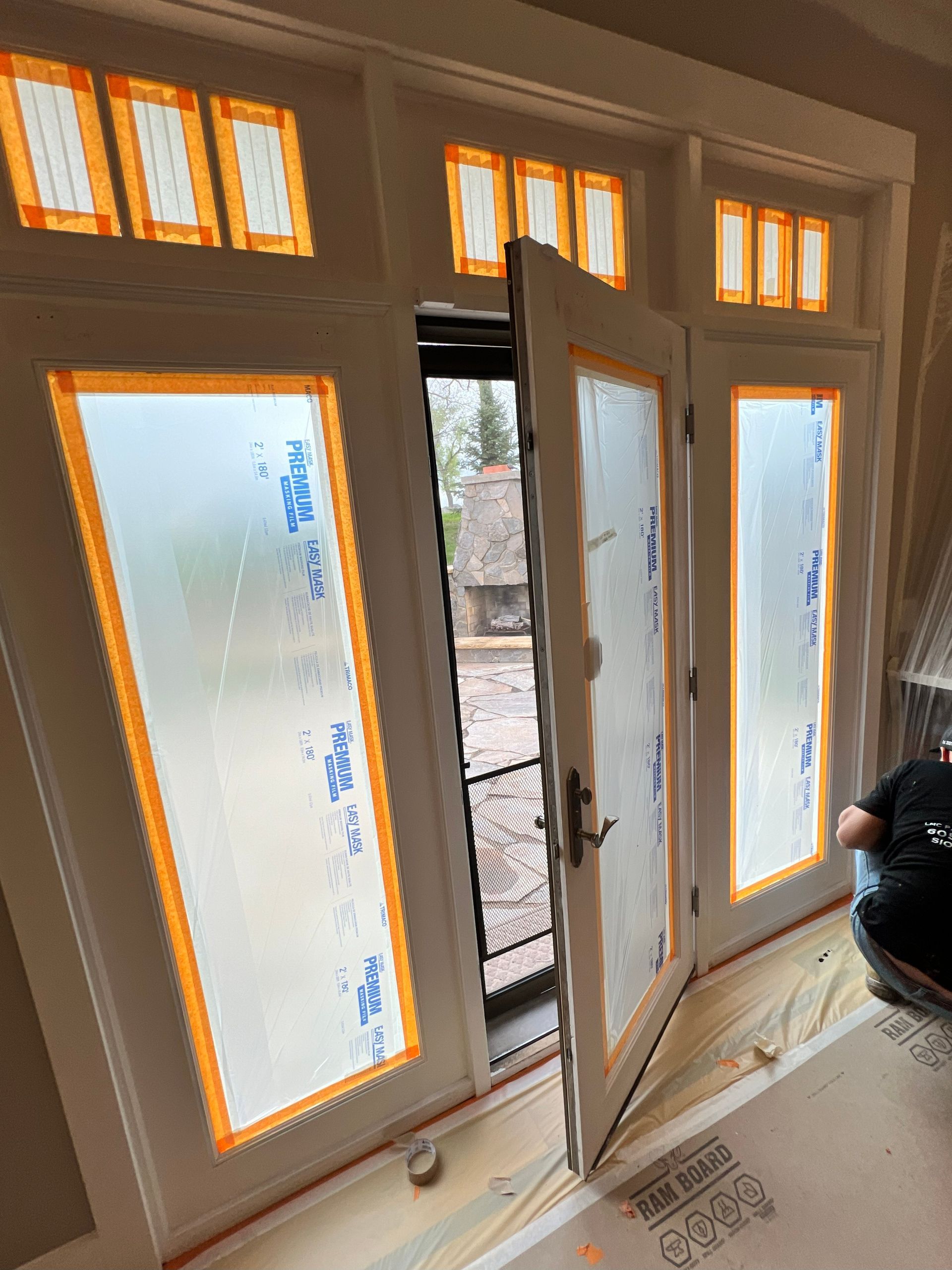 LMC Painting & Staining Image