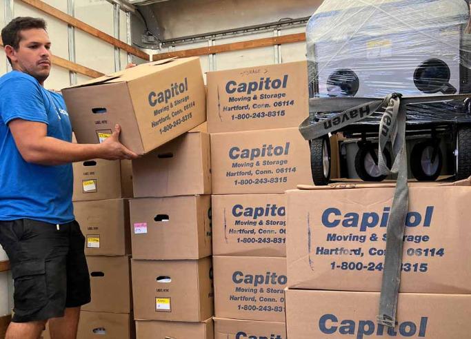 Images Capitol Moving Company - Manchester