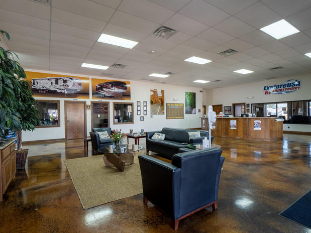 Images Blue Compass RV Dallas