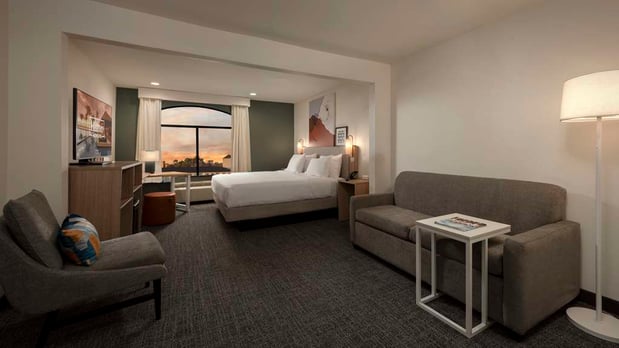 Images Spark by Hilton Houston Bush Intercontinental Airport