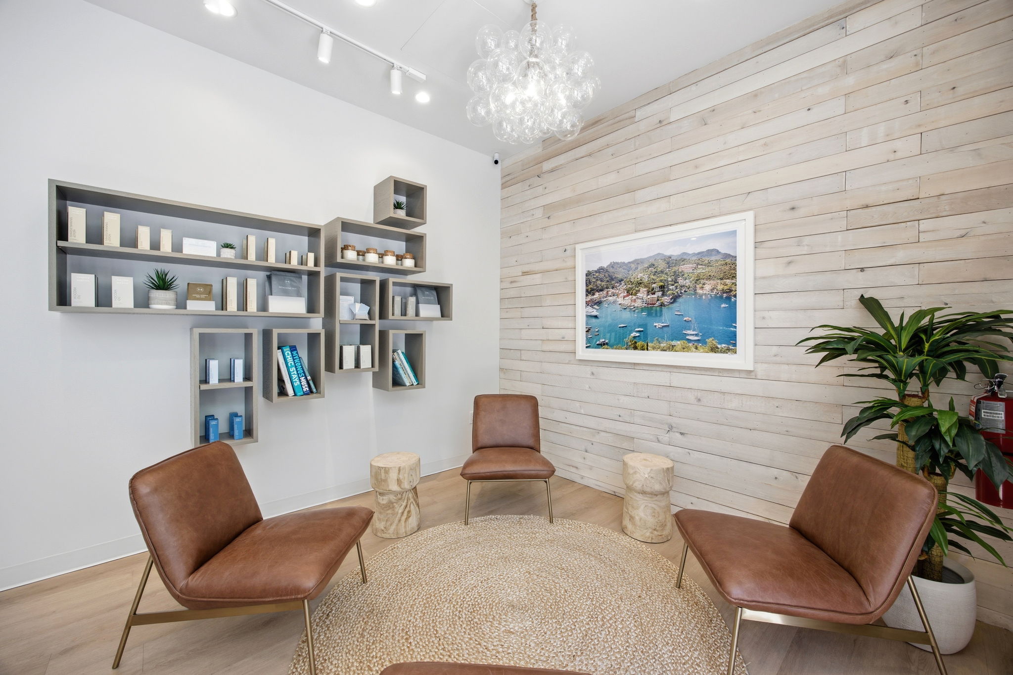 SUGARED + BRONZED Lower East Side Lobby