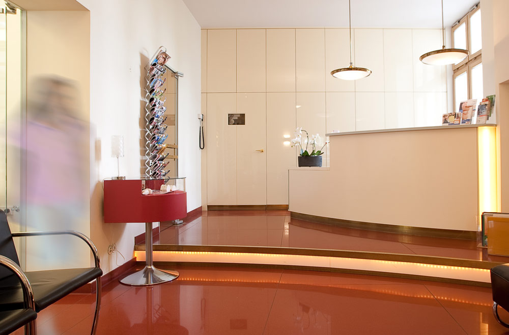 Dr. Nicola Schmidt-Rogge, Gieselerstraße 26 in Berlin