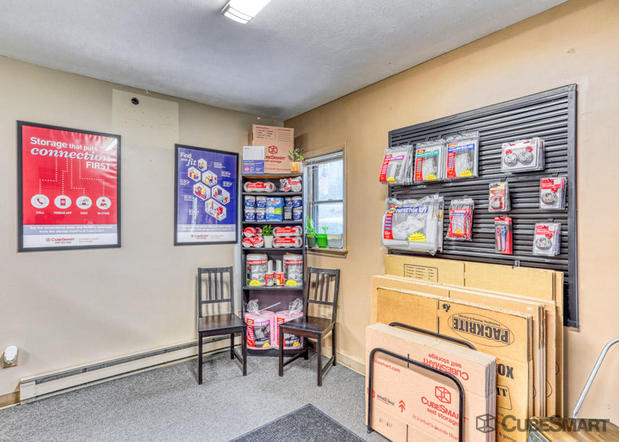 Images CubeSmart Self Storage