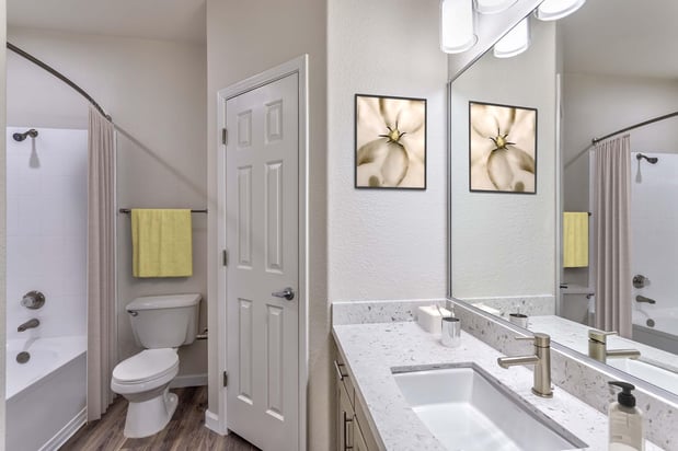 Images Camden Legacy Apartments