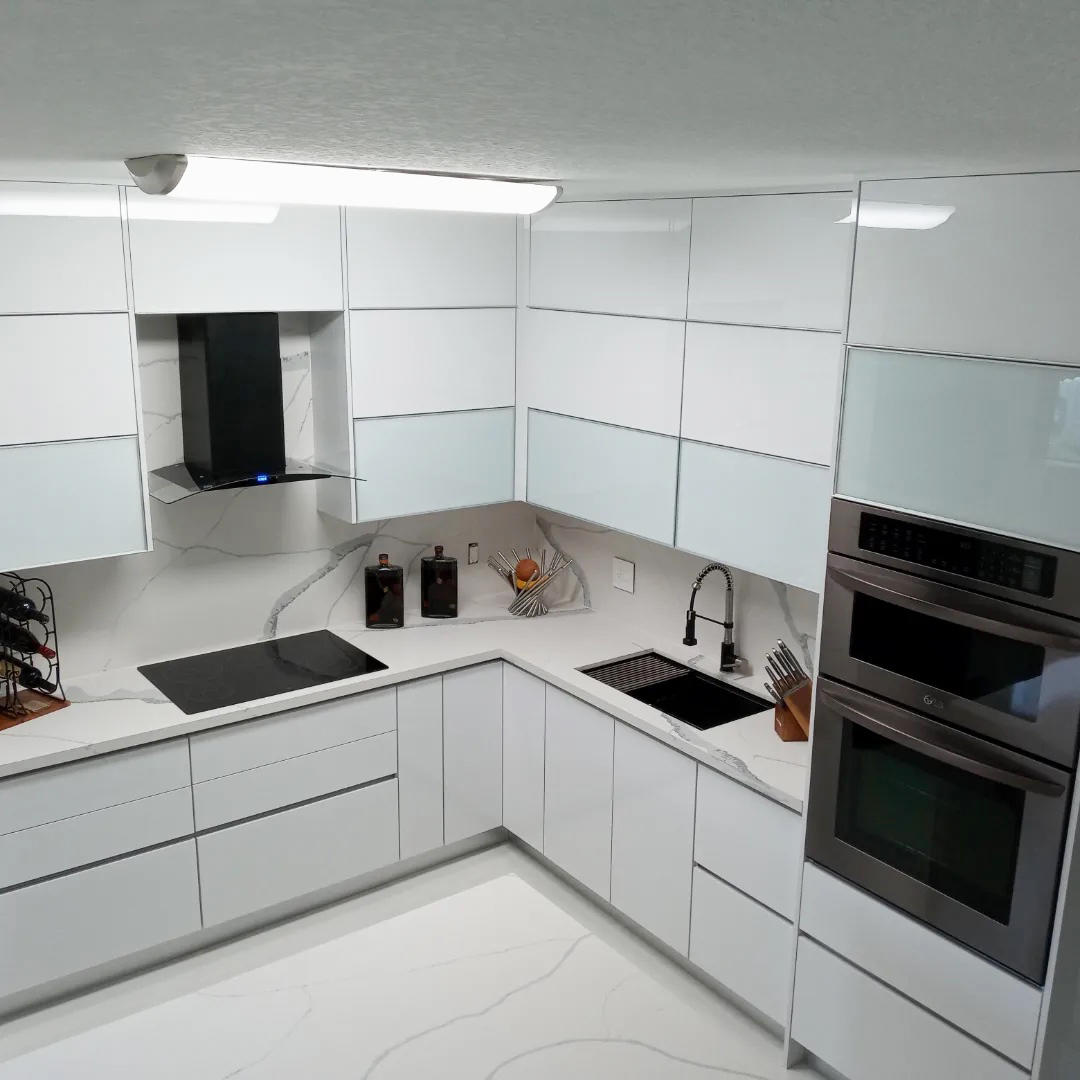 305-CAB-INET- kitchen cabinets