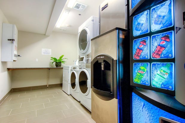 Images Holiday Inn Express & Suites Carlsbad Beach by IHG
