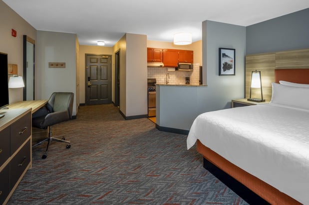 Images Candlewood Suites Boston North Shore - Danvers by IHG