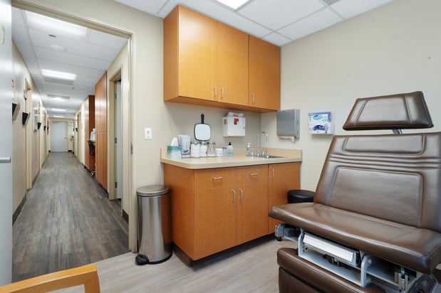 Images Golden State Dermatology - Amber A. Kyle, M.D.