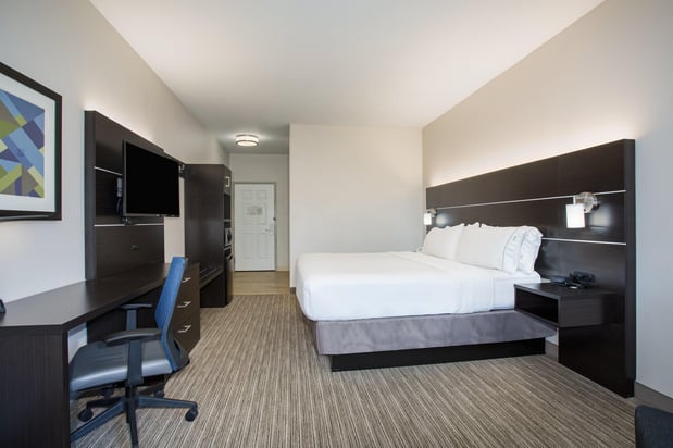 Images Holiday Inn Express & Suites Ft. Collins by IHG