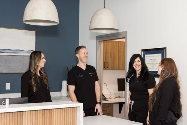 Images Refine Vein Center