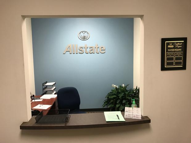 Images Nicolas Petrakis: Allstate Insurance