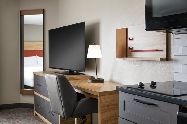 Images Candlewood Suites Milwaukee Airport-Oak Creek by IHG