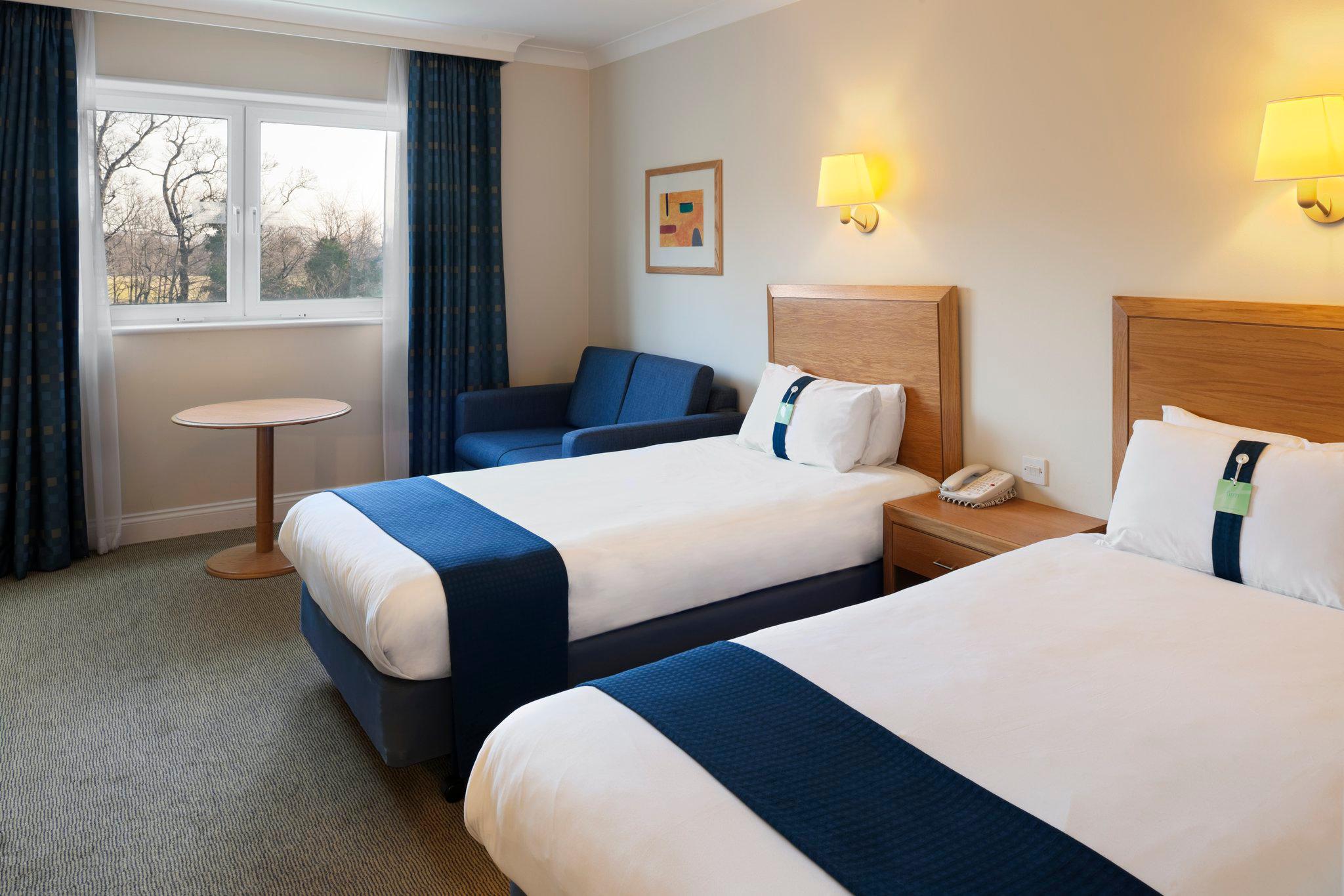 Holiday Inn Edinburgh, an IHG Hotel Edinburgh 03719 429026