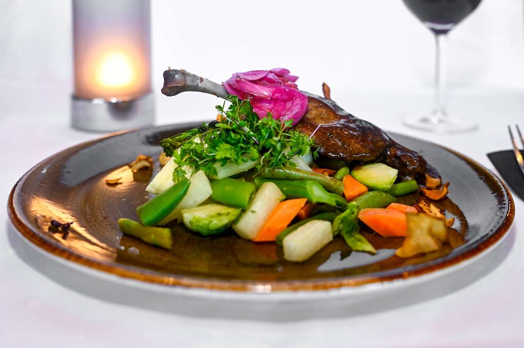 Images Park Inn by Radisson Oslo Airport Hotel West