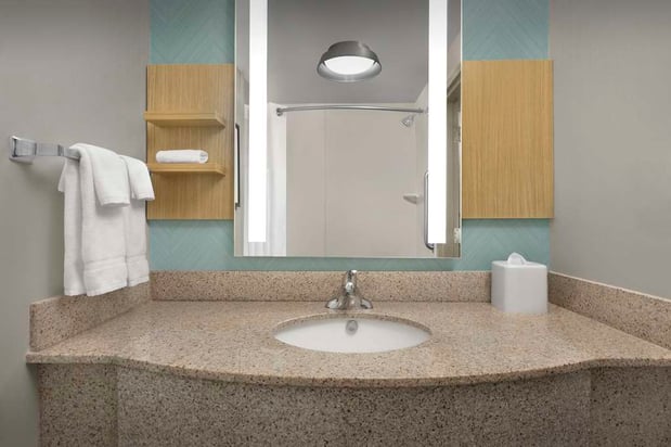 Images Hilton Garden Inn Raleigh Capital Blvd I-540