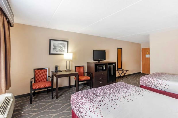 Images Best Western Inn at Blakeslee-Pocono