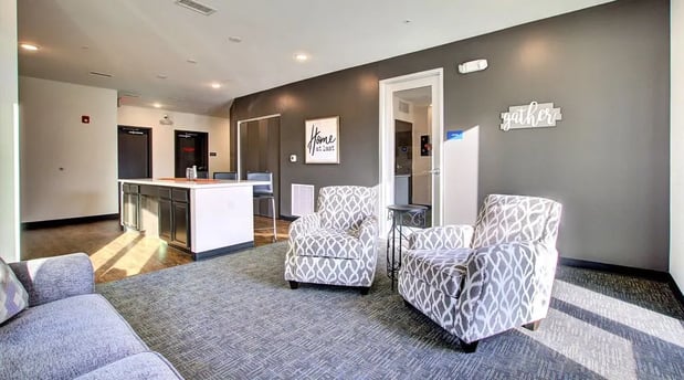 Images Union at Crescent
