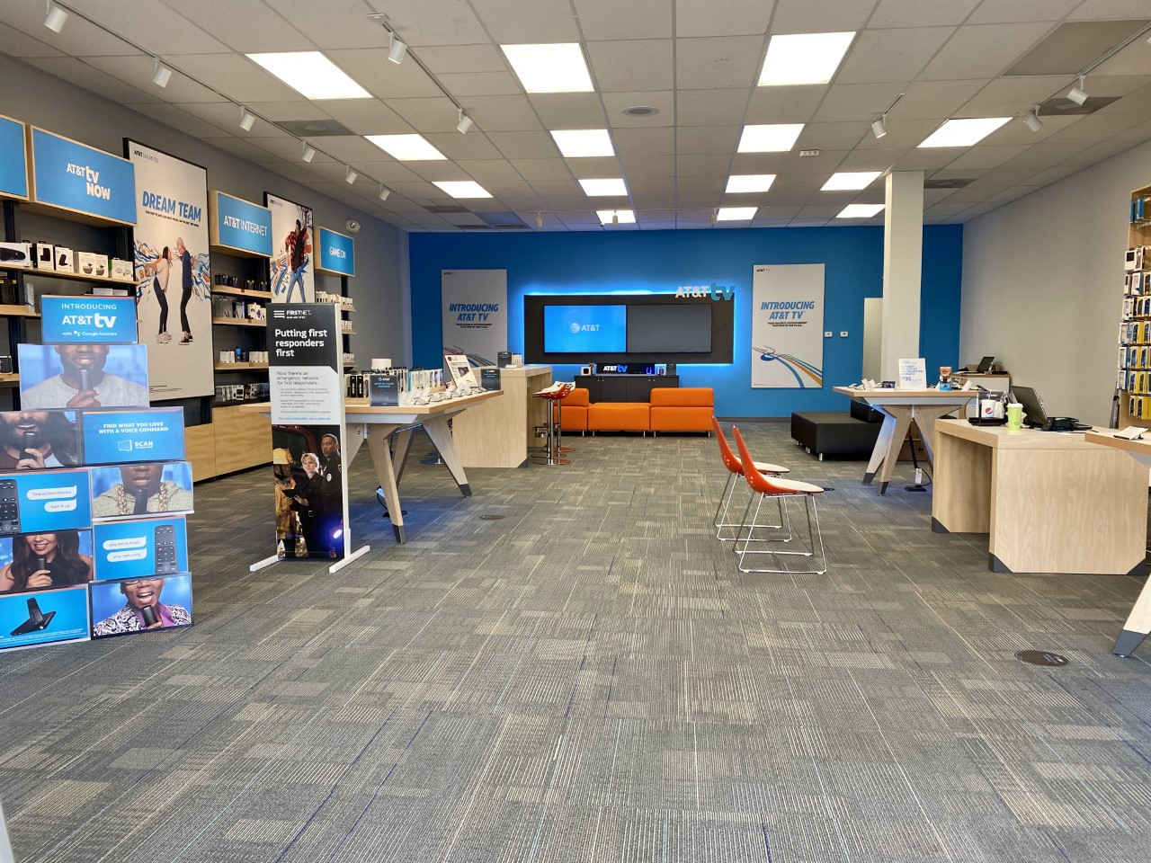 AT&T Store Photo