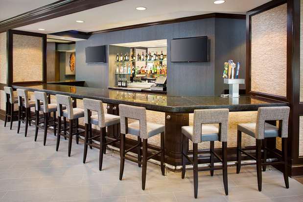 Images DoubleTree by Hilton Hotel Baltimore - BWI Airport